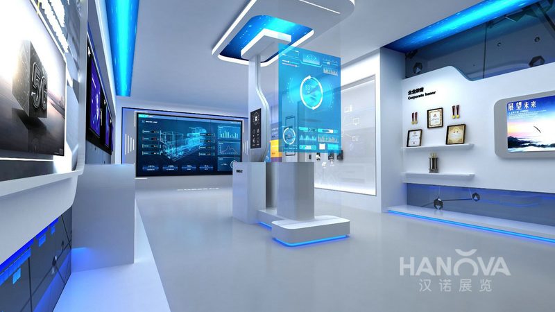 制造业数字化转型的关键要素：案例解析与选型策略